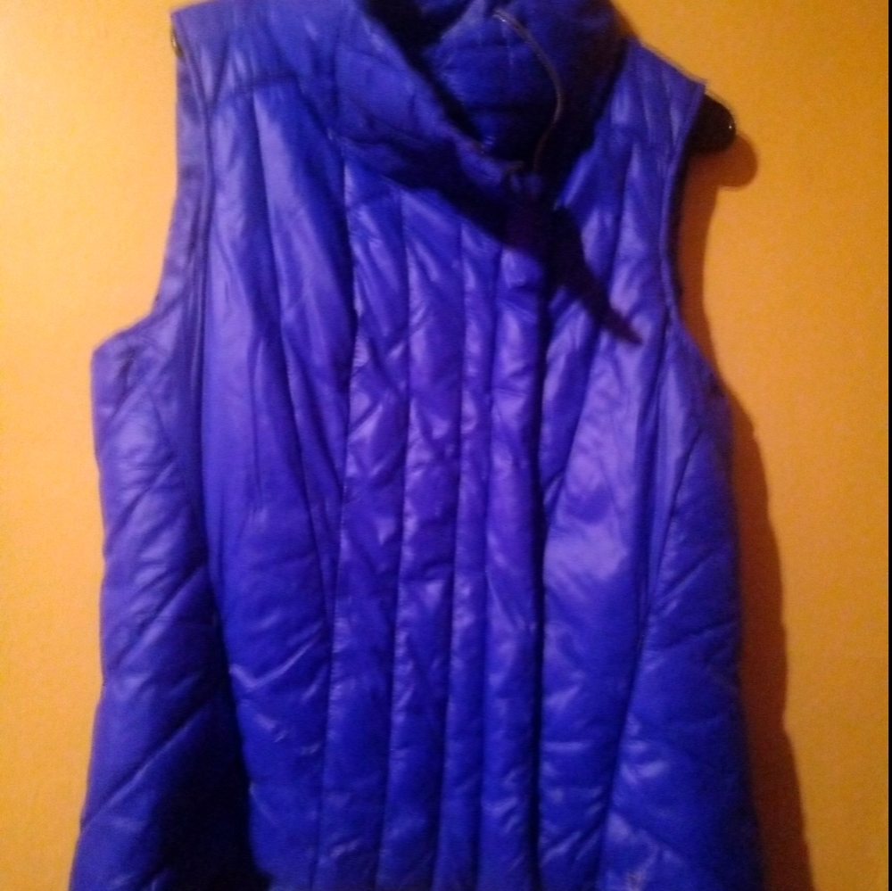 Puffy vest
